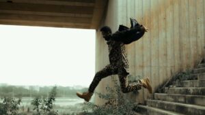 Guia practica para creadores en Argentina: tacticas reales para acercarte a marcas uruguayas en OnlyFans, armar propuestas de embajador y evitar riesgos legales y de privacidad.